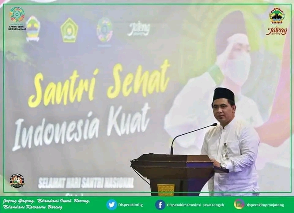 Peringati Hari Santri Nasional, Pemprov Jateng Serahkan Bantuan Jogo Santri dan Sarpras untuk 15 Ponpes Terpilih